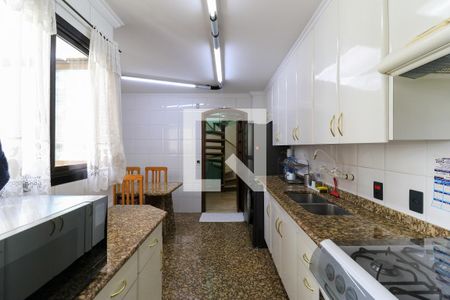 Apartamento para alugar com 260m², 3 quartos e 3 vagasCozinha