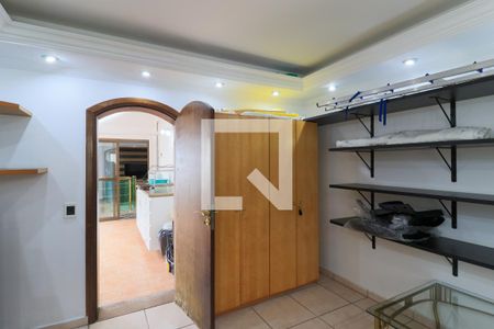 Apartamento para alugar com 260m², 3 quartos e 3 vagasEscritório