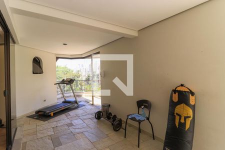 Apartamento para alugar com 260m², 3 quartos e 3 vagasÁrea comum - Academia