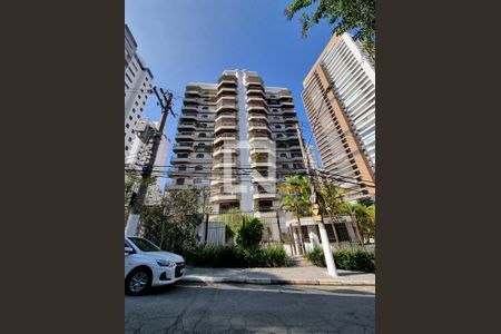 Apartamento para alugar com 260m², 3 quartos e 3 vagasFachada