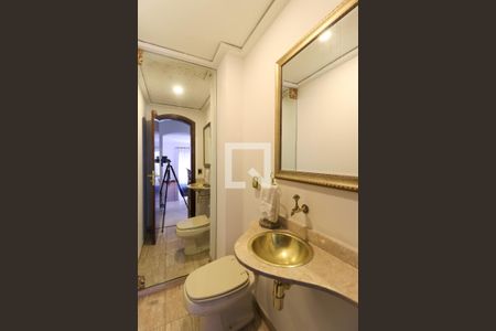 Apartamento para alugar com 260m², 3 quartos e 3 vagasLavabo