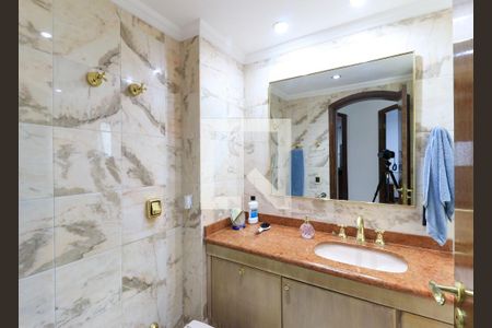 Apartamento para alugar com 260m², 3 quartos e 3 vagasBanheiro Corredor