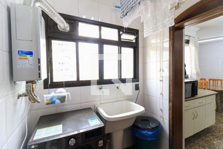 Apartamento para alugar com 260m², 3 quartos e 3 vagasÁrea de Serviço