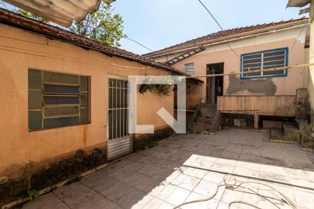 Casa à venda com 510m², 3 quartos e 8 vagas Casa à venda com 510m², 3 quartos e 8 vagasQuintal
