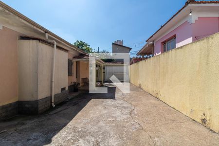 Casa à venda com 510m², 3 quartos e 8 vagas Casa à venda com 510m², 3 quartos e 8 vagasGaragem