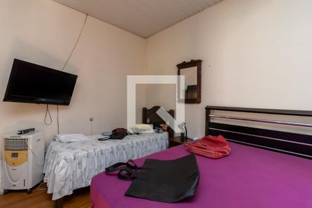 Casa à venda com 510m², 3 quartos e 8 vagas Casa à venda com 510m², 3 quartos e 8 vagasQuarto 2