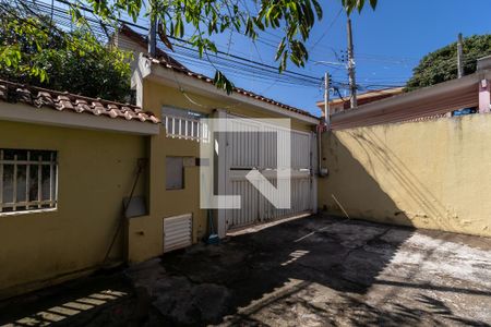Casa à venda com 510m², 3 quartos e 8 vagas Casa à venda com 510m², 3 quartos e 8 vagasGaragem