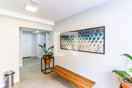 Apartamento à venda com 43m², 2 quartos e sem vaga Apartamento à venda com 43m², 2 quartos e sem vagaHall