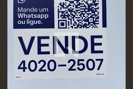 Plaquinha de casa à venda com 2 quartos, 80m² em Jardim Eliane, São Paulo