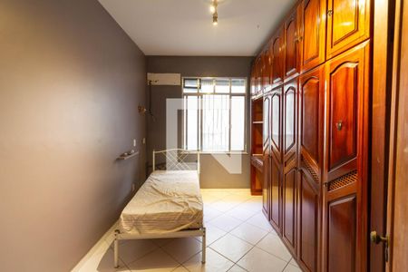 Quarto 1 de apartamento para alugar com 2 quartos, 74m² em Centro, Rio de Janeiro
