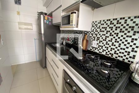 Cozinha de apartamento para alugar com 2 quartos, 61m² em Jardim Primavera, Duque de Caxias