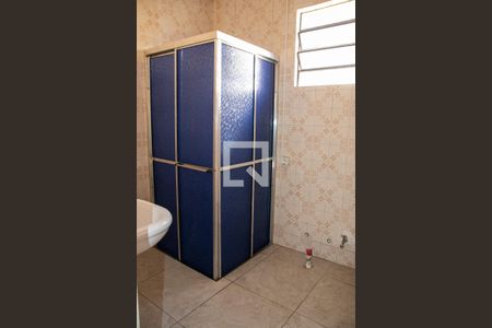 Casa para alugar com 400m², 3 quartos e 4 vagasBanheiro 1