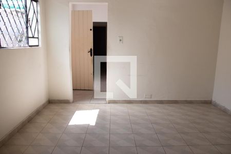 Sala de casa para alugar com 3 quartos, 400m² em Vila Medeiros, São Paulo