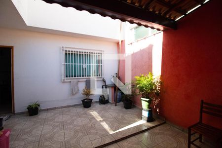 Casa para alugar com 100m², 2 quartos e 2 vagas Casa para alugar com 100m², 2 quartos e 2 vagasÁrea Gourmet