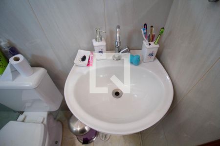 Casa para alugar com 100m², 2 quartos e 2 vagas Casa para alugar com 100m², 2 quartos e 2 vagasBanheiro da Suíte 1