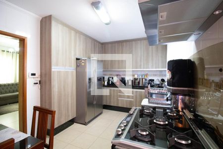 Casa para alugar com 100m², 2 quartos e 2 vagas Casa para alugar com 100m², 2 quartos e 2 vagasCozinha