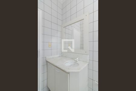 Casa para alugar com 165m², 3 quartos e 3 vagas Casa para alugar com 165m², 3 quartos e 3 vagasBanheiro da Suite
