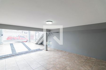 Casa para alugar com 165m², 3 quartos e 3 vagas Casa para alugar com 165m², 3 quartos e 3 vagasGaragem