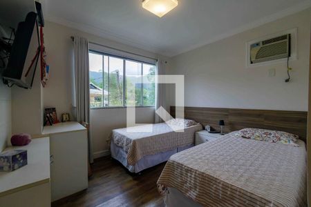 Casa de condomínio à venda com 280m², 5 quartos e 3 vagasSuíte 3