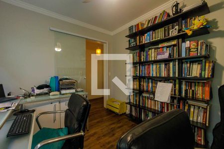 Casa de condomínio à venda com 280m², 5 quartos e 3 vagasEscritório