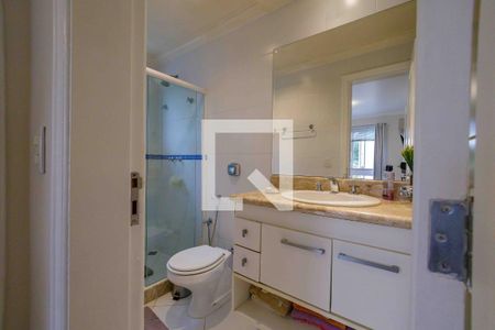 Casa de condomínio à venda com 280m², 5 quartos e 3 vagasBanheiro Suíte 2