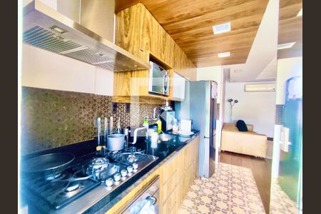 Cozinha americana  de apartamento à venda com 2 quartos, 85m² em Leblon, Rio de Janeiro