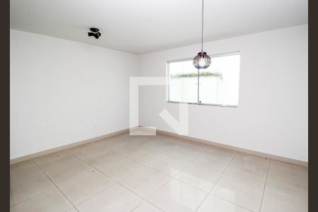 Sala de apartamento à venda com 3 quartos, 98m² em Ipiranga, Belo Horizonte