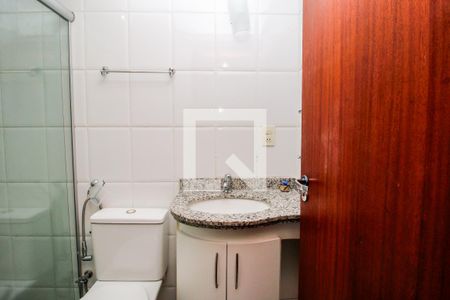 Banheiro Social de apartamento à venda com 3 quartos, 98m² em Ipiranga, Belo Horizonte