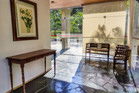 Apartamento para alugar com 180m², 3 quartos e 3 vagasÁrea Comum - Hall Social