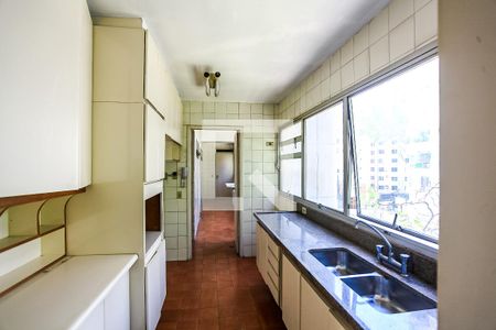 Apartamento para alugar com 180m², 3 quartos e 3 vagasCozinha