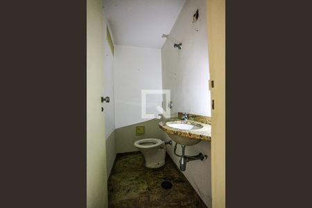 Apartamento para alugar com 180m², 3 quartos e 3 vagasLavabo