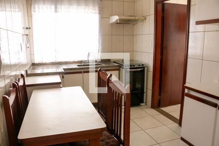 Apartamento à venda com 71m², 2 quartos e 2 vagas Apartamento à venda com 71m², 2 quartos e 2 vagasCozinha