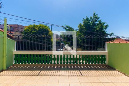 Casa à venda com 200m², 5 quartos e 2 vagas Casa à venda com 200m², 5 quartos e 2 vagasQuintal