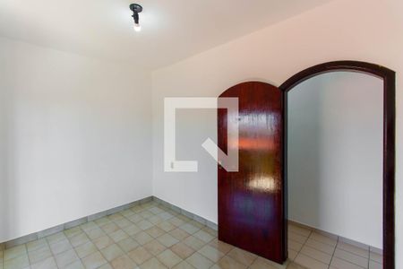 Casa à venda com 200m², 5 quartos e 2 vagas Casa à venda com 200m², 5 quartos e 2 vagasQuarto 4