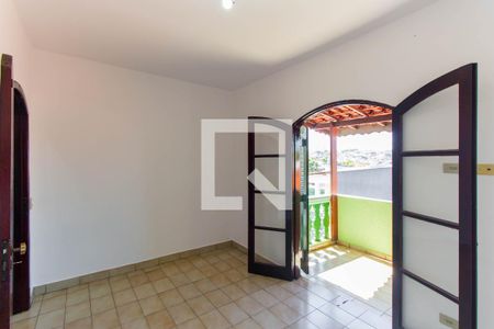 Casa à venda com 200m², 5 quartos e 2 vagas Casa à venda com 200m², 5 quartos e 2 vagasQuarto 4