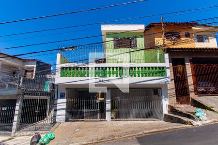 Fachada de casa à venda com 5 quartos, 200m² em Jardim Mimar, São Paulo