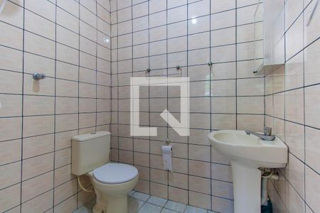 Casa à venda com 200m², 5 quartos e 2 vagas Casa à venda com 200m², 5 quartos e 2 vagasBanheiro 2 - Externo