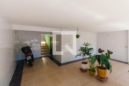 Casa à venda com 200m², 5 quartos e 2 vagas Casa à venda com 200m², 5 quartos e 2 vagasGaragem