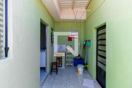 Lavanderia 2 de casa à venda com 5 quartos, 200m² em Jardim Mimar, São Paulo