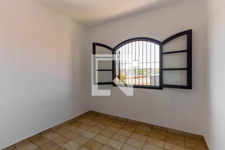 Casa à venda com 200m², 5 quartos e 2 vagas Casa à venda com 200m², 5 quartos e 2 vagasQuarto 3