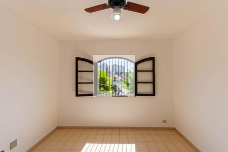 Casa à venda com 200m², 5 quartos e 2 vagas Casa à venda com 200m², 5 quartos e 2 vagasQuarto 2