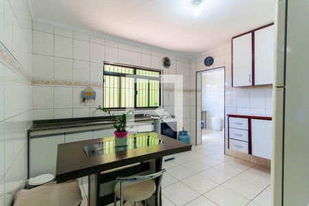 Cozinha de casa à venda com 5 quartos, 200m² em Jardim Mimar, São Paulo