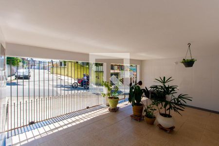 Casa à venda com 200m², 5 quartos e 2 vagas Casa à venda com 200m², 5 quartos e 2 vagasGaragem