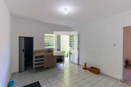 Casa à venda com 200m², 5 quartos e 2 vagas Casa à venda com 200m², 5 quartos e 2 vagasCozinha 2 - Edícula