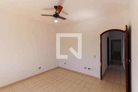 Casa à venda com 200m², 5 quartos e 2 vagas Casa à venda com 200m², 5 quartos e 2 vagasQuarto 2