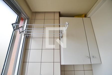 Apartamento à venda com 81m², 3 quartos e 1 vagaÁrea de Serviço