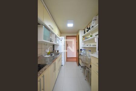 Apartamento à venda com 81m², 3 quartos e 1 vagaCozinha