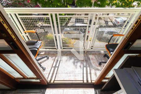 Varanda de casa para alugar com 5 quartos, 260m² em Vila Elza, Campinas