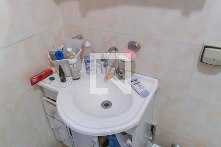 Casa para alugar com 260m², 5 quartos e 3 vagas Casa para alugar com 260m², 5 quartos e 3 vagasBanheiro social