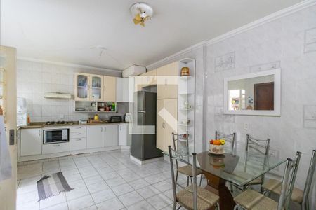 Casa para alugar com 260m², 5 quartos e 3 vagas Casa para alugar com 260m², 5 quartos e 3 vagasCozinha